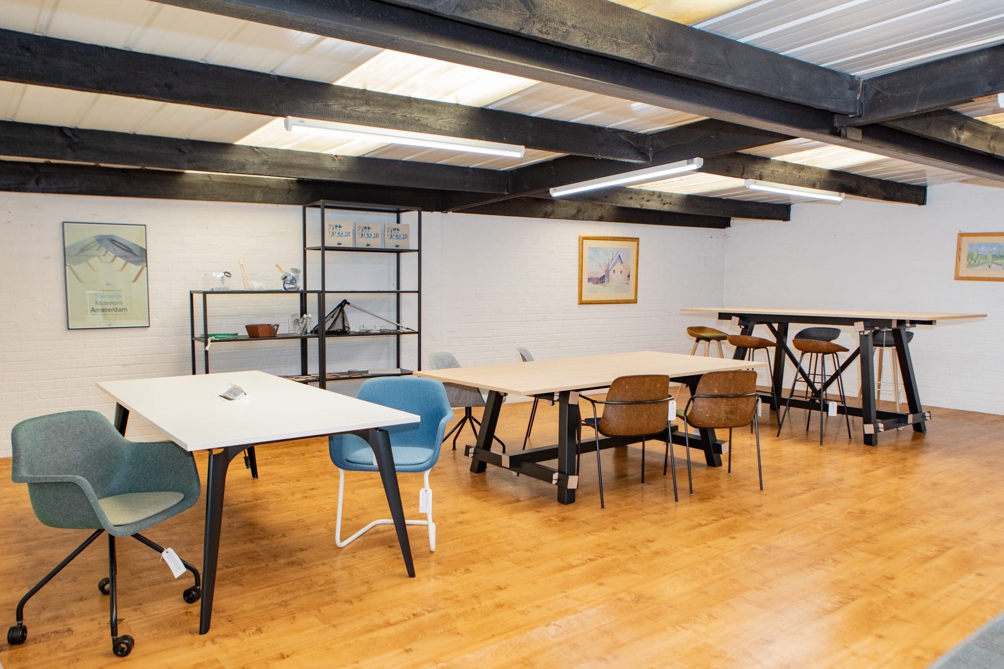 SILVERMANS-3153 Silvermans Office Furniture - Furniture Specialists