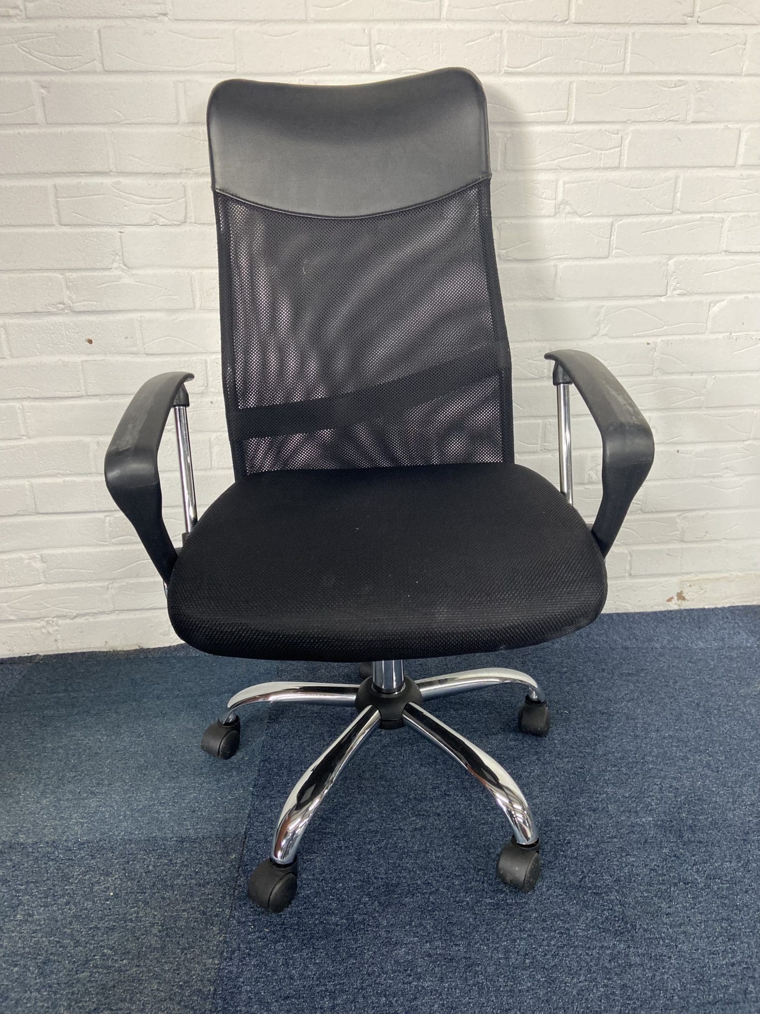 https://www.silvermansofficefurniture.co.uk/wp-content/uploads/2024/02/IMG_5417-scaled.jpg