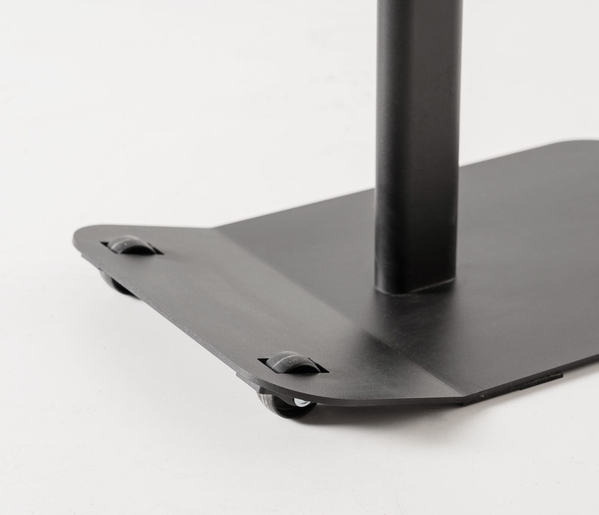 vepa_bila-laptoptafel-detail-poot_dsc8507-2000x1717