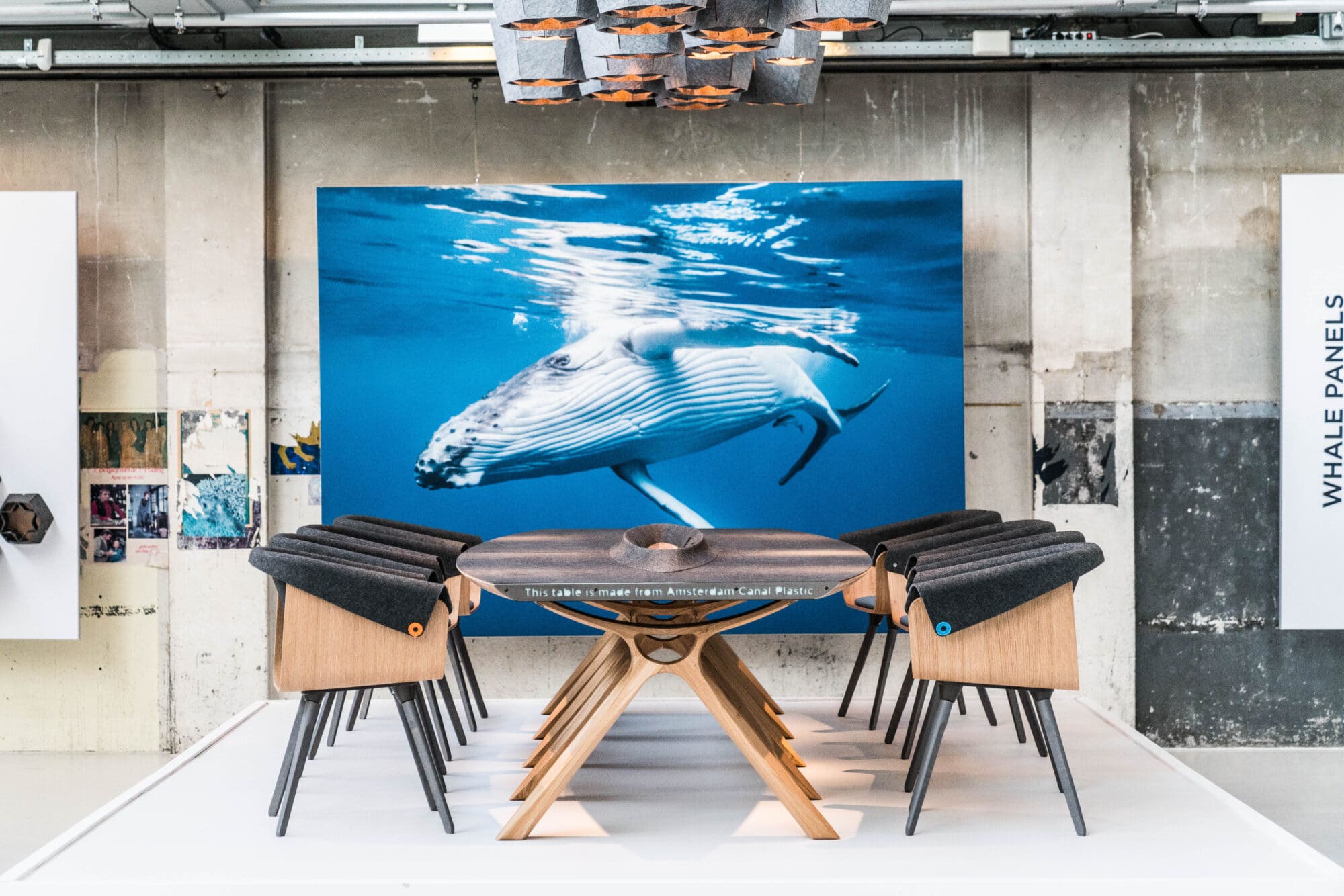 vepa_whale-boardroom-table-and-whale-tail-chair-tafelstoelen-locatie_dsc00474-1-2000x1334